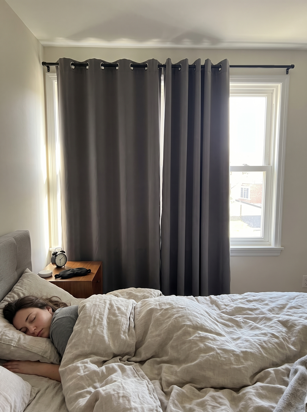 Full blackout curtain panel stopping daylight